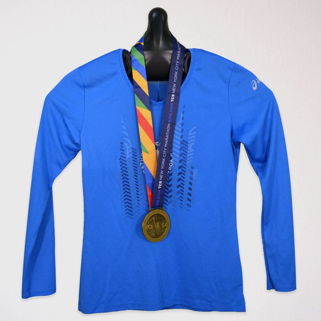 virtual run with shirt and medal