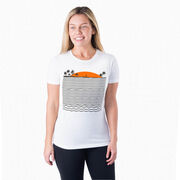 Running Women's Everyday Tee - Chasing Sunsets