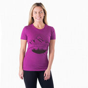 Women's Everyday Runners Tee - Life's Short Run Long (Mountains)