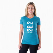 Women's Everyday Runners Tee - Chicago 26.2 Vertical