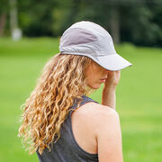 RunTechnology&reg; Performance Hat - Light Gray
