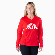 Women's Long Sleeve Tech Tee - Gone For a Run&reg; White Logo