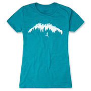 Women's Everyday Runners Tee - Trail Runner in the Mountains