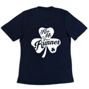 Women's Short Sleeve Tech Tee - Kiss A Lucky Runner