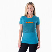 Running Women's Everyday Tee - Chasing Sunsets