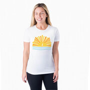 Women's Everyday Runners Tee - Here Comes The Sun