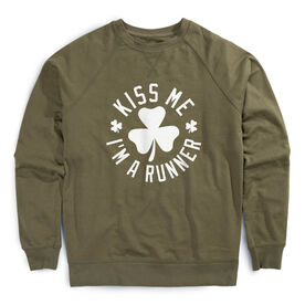 Running Raglan Crew Neck Pullover - Kiss Me I am a Runner Shamrock