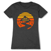 Women's Everyday Runners Tee - Run Trails Sunset