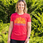 Women's Everyday Runners Tee - Here Comes The Sun