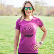 Women's Everyday Runners Tee - Life's Short Run Long (Mountains)