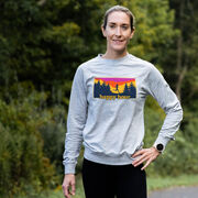 Running Raglan Crew Neck Pullover - Happy Hour