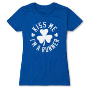 Running Women's Everyday Tee - Kiss Me I am a Runner Shamrock