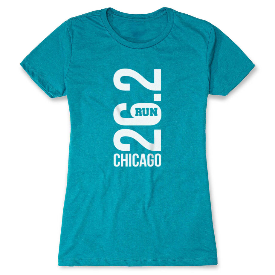 Women's Everyday Runners Tee - Chicago 26.2 Vertical