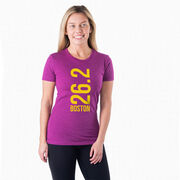 Women's Everyday Runners Tee - Boston 26.2 Vertical