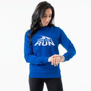 Running Raglan Crew Neck Pullover - Gone For a Run&reg; White Logo