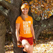Women's Everyday Runners Tee - Run Now Gobble Later (Bold)