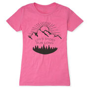 Women's Everyday Runners Tee - Life's Short Run Long (Mountains)