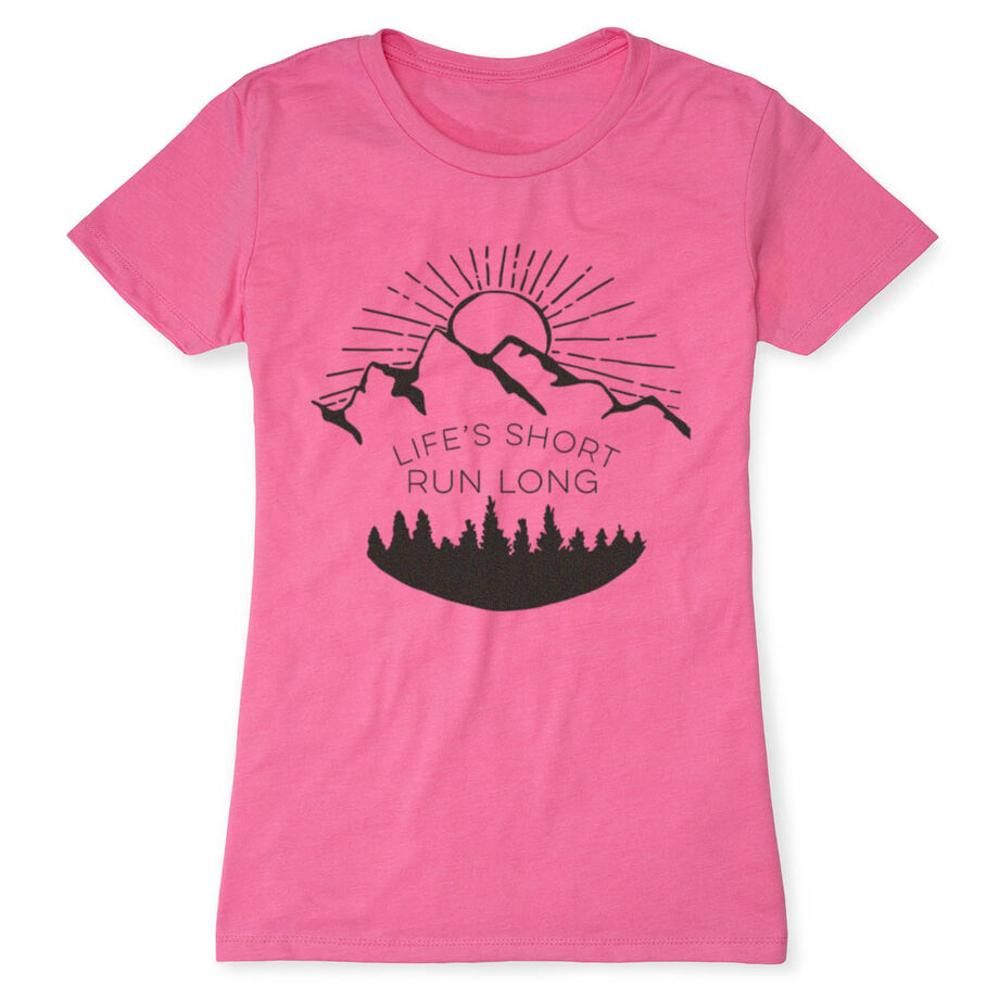 Women's Everyday Runners Tee - Life's Short Run Long (Mountains)