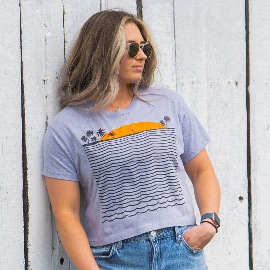 Running Short Sleeve Crop Tee - Chasing Sunsets