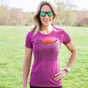 Running Women's Everyday Tee - Chasing Sunsets