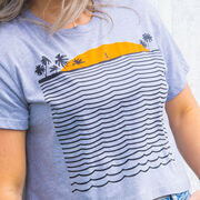 Running Short Sleeve Crop Tee - Chasing Sunsets